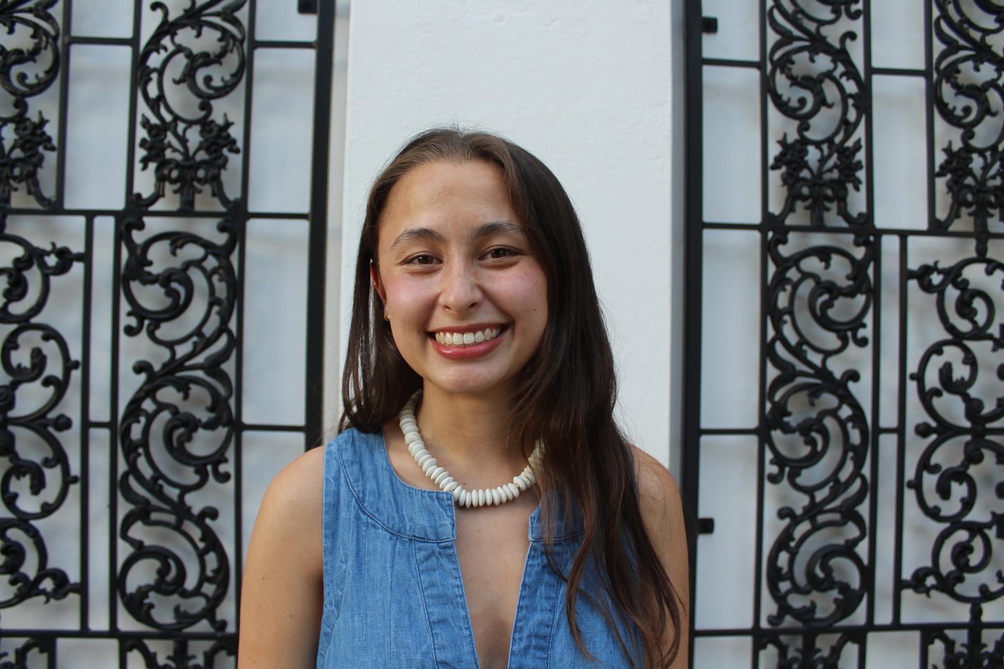 Saucer Necklace- White